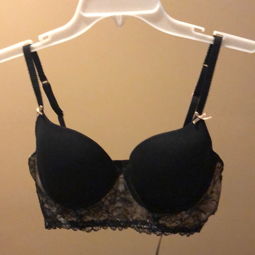 Black with lace bra NEW.